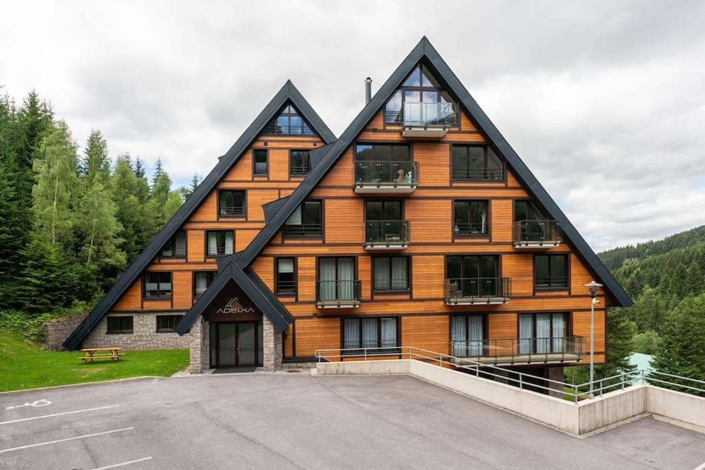 Appartement Adelka 104, Private Wellness - Whirlpool, Sauna, Parking